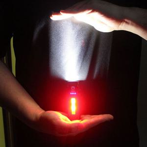 충전 줌LED후레쉬 Greemi 캠핑랜턴 작업 UV 비상 야광