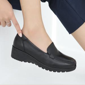 제이슈 / 제이슈 천연소가죽 마이스킨 통굽 슬립온 4cm