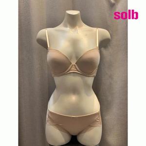 솔브 SBRD047FSPTD047H 트리플윙 기본몰드브라 F컵팬티세트