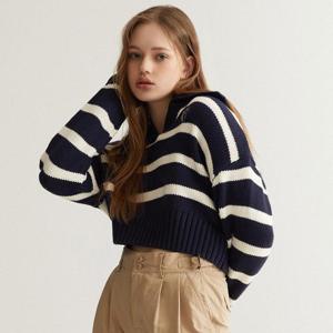 후아유 WHKAD2391F 엠블럼 스트라이프 카라 풀오버