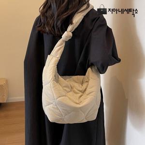 [지아네세탁소] 봄송이백 크로스백 데일리 여성가방