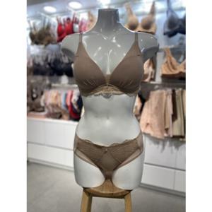 [비비안] (BR1842A SET)  노와이어 몰드 브라햄팬티세트 2컬러택1