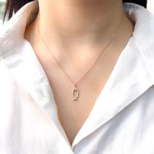 오팔하우스 14k 심플 큐빅 물고기 목걸이 대 OPKYN0083