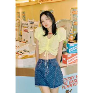 [랩][made by LAP] 앞 중심 셔링 크랍블라우스 AQ2WB573