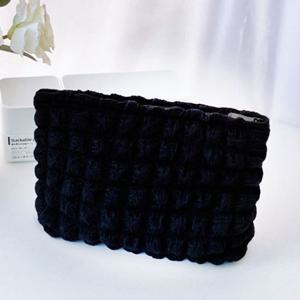 엠보싱구름패턴파우치 폼폼다용도파우치 블랙