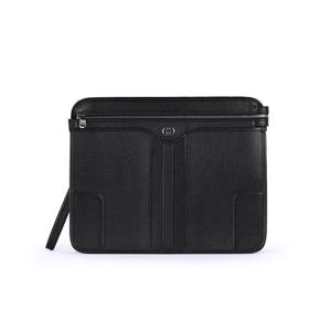 구찌 GG 인터로킹 남성 클러치 크로스백 블랙 735111 AABTC 1000