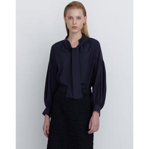 닥스 여성 24FW 가격인하울 네이비 탈착 타이 튤립형 긴소매 블라우스 DLBL4C707N3