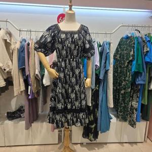 오프리미츠 HC26 력셔리룩 패턴프린트  미디 에이라인  레이스네크라인 원피스 남구홈플러스 B24op2628