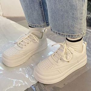 여성러닝화 여성 운동화 트렌디 데일리 캐주얼 키높이 학생 어른