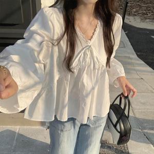 [어썸] T7/로츠 레이스 브이 퍼프 블라우스_263238