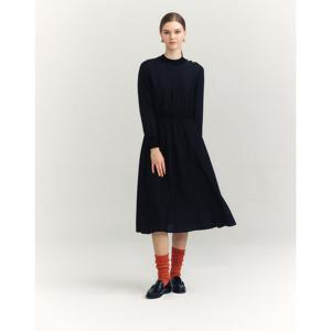 헤지스 여성 24FW 가격인하블랙 로고자카드 니트 디테일 원피스 HSDR4D803BK