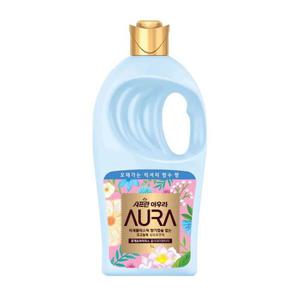 샤프란 아우라 농축 섬유유연제 홀리데이 1L