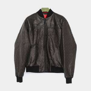 구찌 GG로고엠보싱 레더 보머 남성 자켓 764861 XNA0D 1000