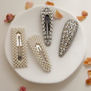 제이로렌 화이트 진주 큐빅 딱핀 H01255