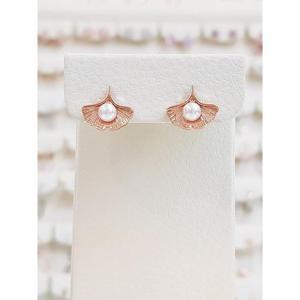 볼라레 세이브존01 진주 품은 조개 귀걸이 LE843