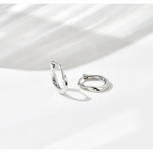 [실버] 미니골드 씬웨이브 링귀걸이 ERIM1007