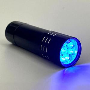 [프로셀러] PARABU-2560-휴대용 9구 축광 UV 라이트 손전등