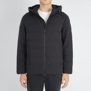 [게스]게스 남성 패딩 스트레치 숏 다운 블랙 MN4W5870