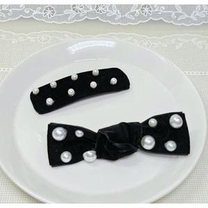 [이쁜] 진주 데코 벨벳핀 헤어핀