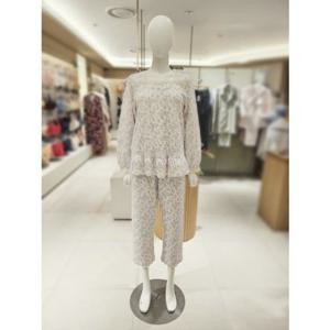 [BARBARA][AWP4592R 여자]보온성 우수 면3중직 누빔 라벤더 꽃나염 여자 파자마