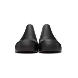 25 FW 보테가베네타 여성 블랙 퍼들 고무 로퍼 211798F121004