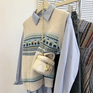 [몽벨리즈]굿프랜즈니트조끼 mde2301732