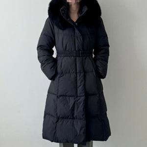 [꼼빠니아]24FW 폭스퍼 덕다운 블랙 벨티드 롱패딩점퍼 WIH160