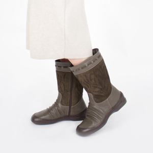 [지쎄공식몰] 천연가죽 여성수제화 헤나 스웨이드 미들 통굽 털부츠 GIS-46204