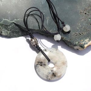 레인보우 문스톤 매듭목걸이