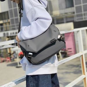 남녀공용 양사이드 버클 스트릿 메신저백 크로스백