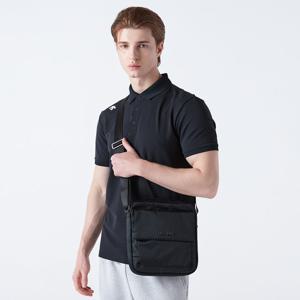 [데상트공식] 미디엄 하디 볼륨 크로스백 SQ123UBG1H