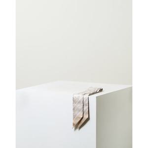 [헤지스핸드백] Toile de Jouy 베이지 쁘띠 실크 스카프 HISC5E351I1