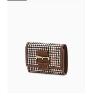 [닥스] 브라운 버클장식 가죽 반지갑 DCWA4F134W2