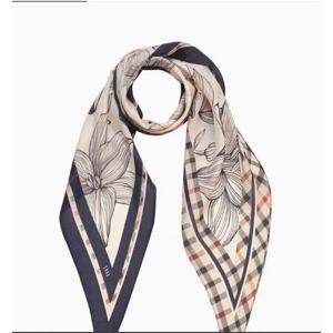 [닥스] 네이비 체크플라워 마름모 실크스카프 DCSC4F351N2