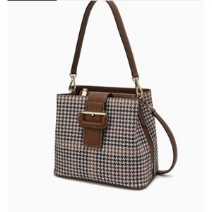 [닥스] 브라운 가죽배색 하운드투스체크 숄더백 M DCBA4F612W2