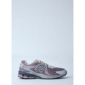 뉴발란스 메쉬 패널 쿠셔닝 솔 스니커즈 ML860BW2D12