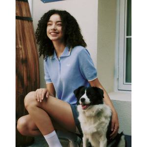 헤지스 여성 24FW 면100% 라이트블루 조직감 반소매 카라 스웨트 HSSW4DL72B1