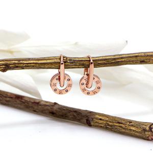 오팔하우스 14k 로마숫자 서클 원터치 귀걸이 OPNIE5576-1