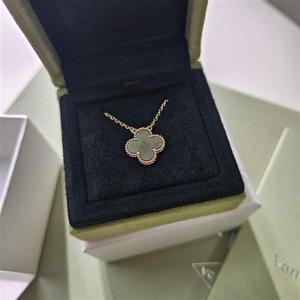 반클리프 앤 아펠 빈티지 알함브라 펜던트 VCARP4KK00