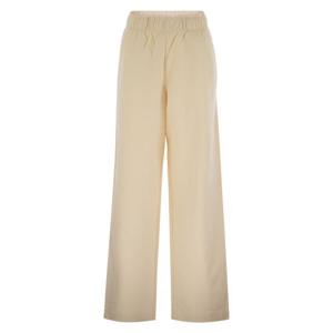 몽클레어 스트레이트 팬츠 K10938H00010 CREAM