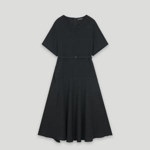 [코데즈컴바인]니트시보리 넥 블럭 원피스 (CKB-OP502W3)