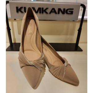 금강제화 랜드로바 로렐 LAUPUC5132WE8여성 펌프스 6cm(베이지 블랙)