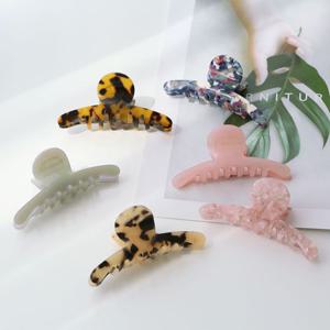 머리앤핀 루나 바나나 집게핀 머리핀 KN-03023