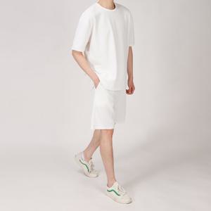 [후앙스] 루즈핏 엠보 라운드 반팔 반바지 세트 EHBP3018