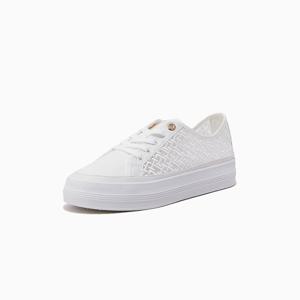 [공식][타미힐피거] 켈시 자수 스니커즈 (T52F6ARS150WT1YBL)