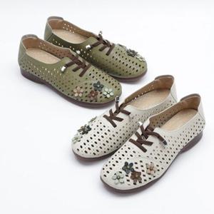 [할마마마]가죽펀칭꽃장식단화 봄여름신발 기본 일상 중년 패션