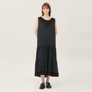 [베네통] 패턴 블록 슬리브리스 원피스_BAOP63531BK