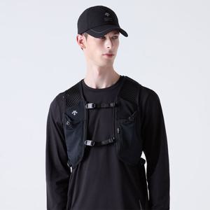 [데상트공식] 경량 트레일 러닝 베스트 SQ323RBG71