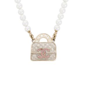 [엘러브] 새상품 샤넬 24S 플랩백 진주 네크리스 화이트/핑크 샴페인골드 5ET0946