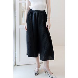 [요이츠]사선 플레어 밴딩 플리츠 팬츠_YJ04WNPSL07BK1